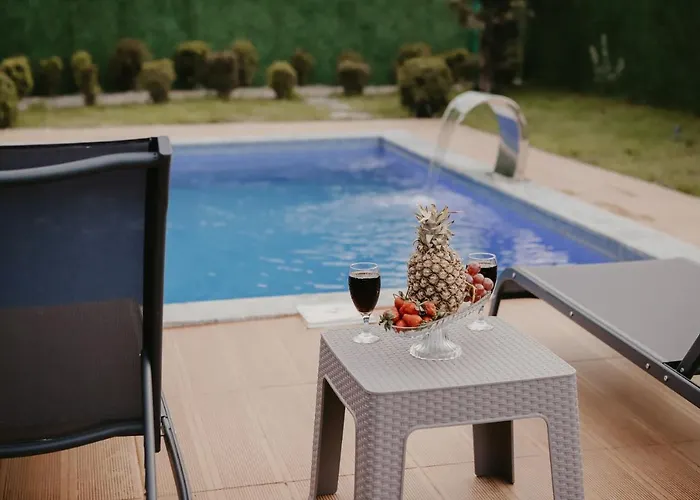 Alpha וילה ספנג'ה